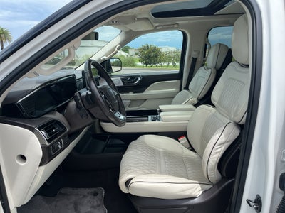 2023 Lincoln Navigator L Black Label