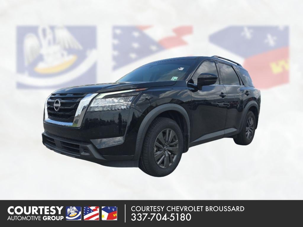 2022 Nissan Pathfinder SV