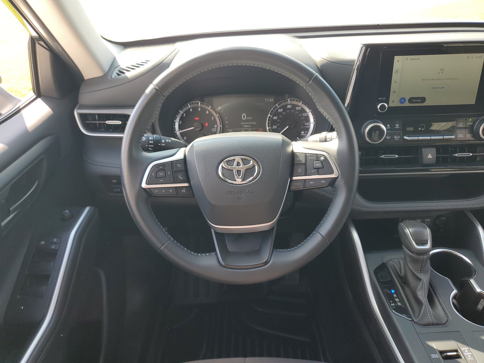2025 Toyota Highlander LE