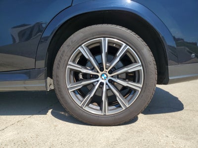 2025 BMW X6 xDrive40i