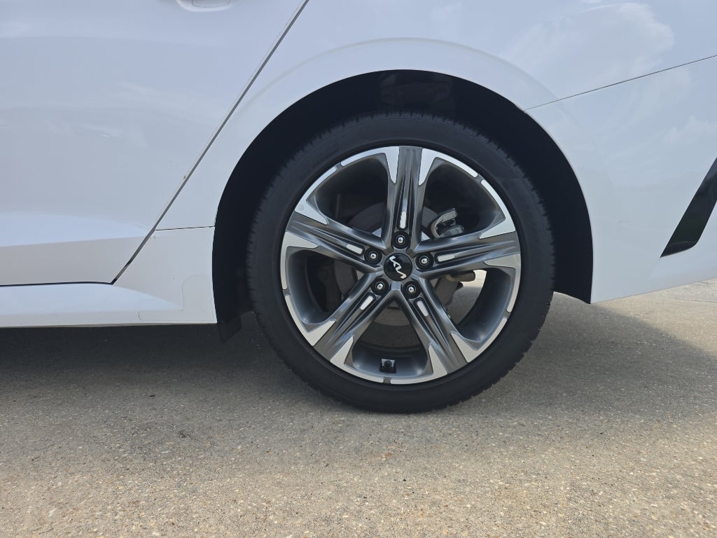 2023 Kia K5 EX