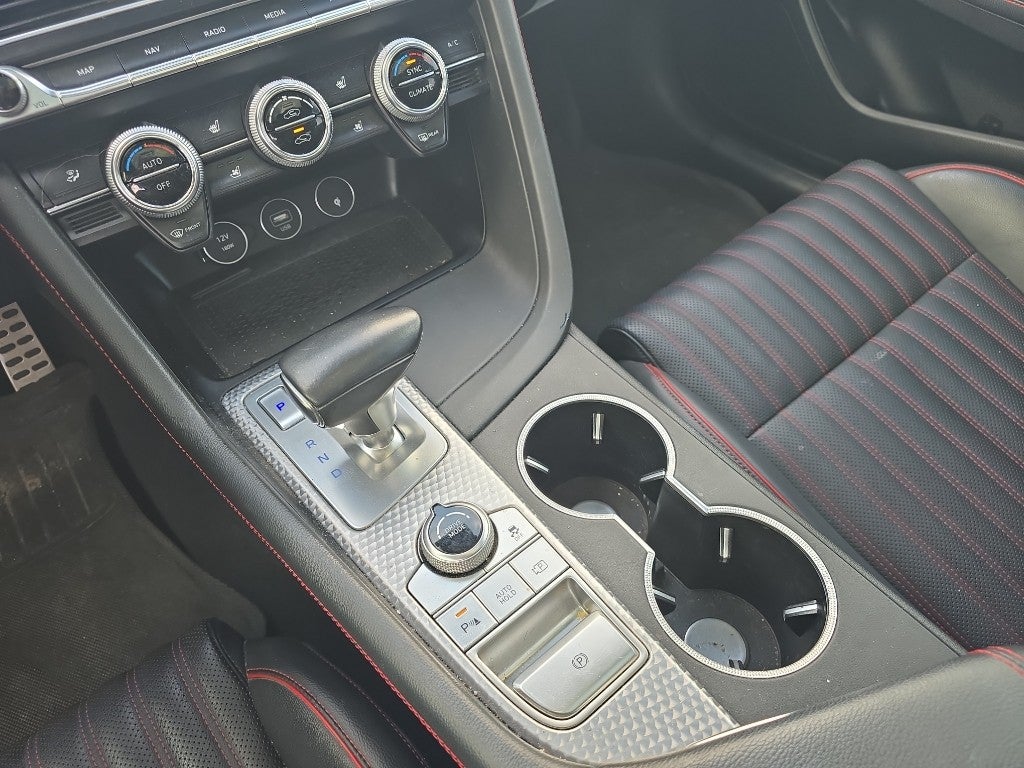 2023 Genesis G70 2.0T