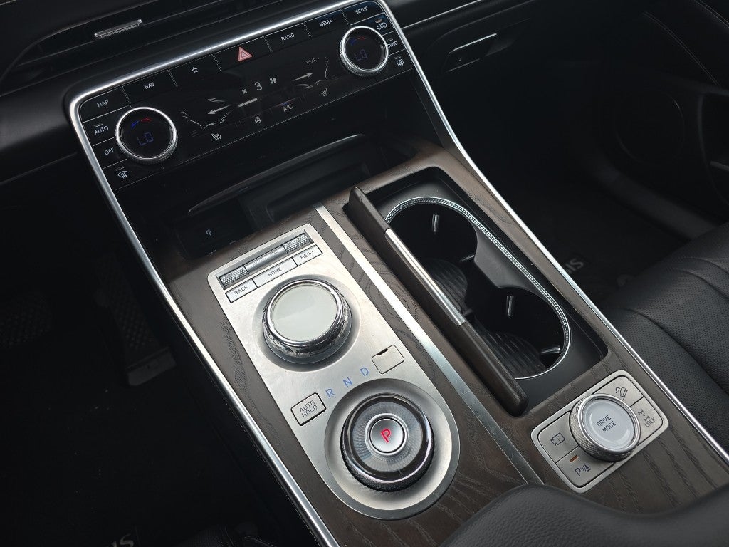 2024 Genesis GV80 NA