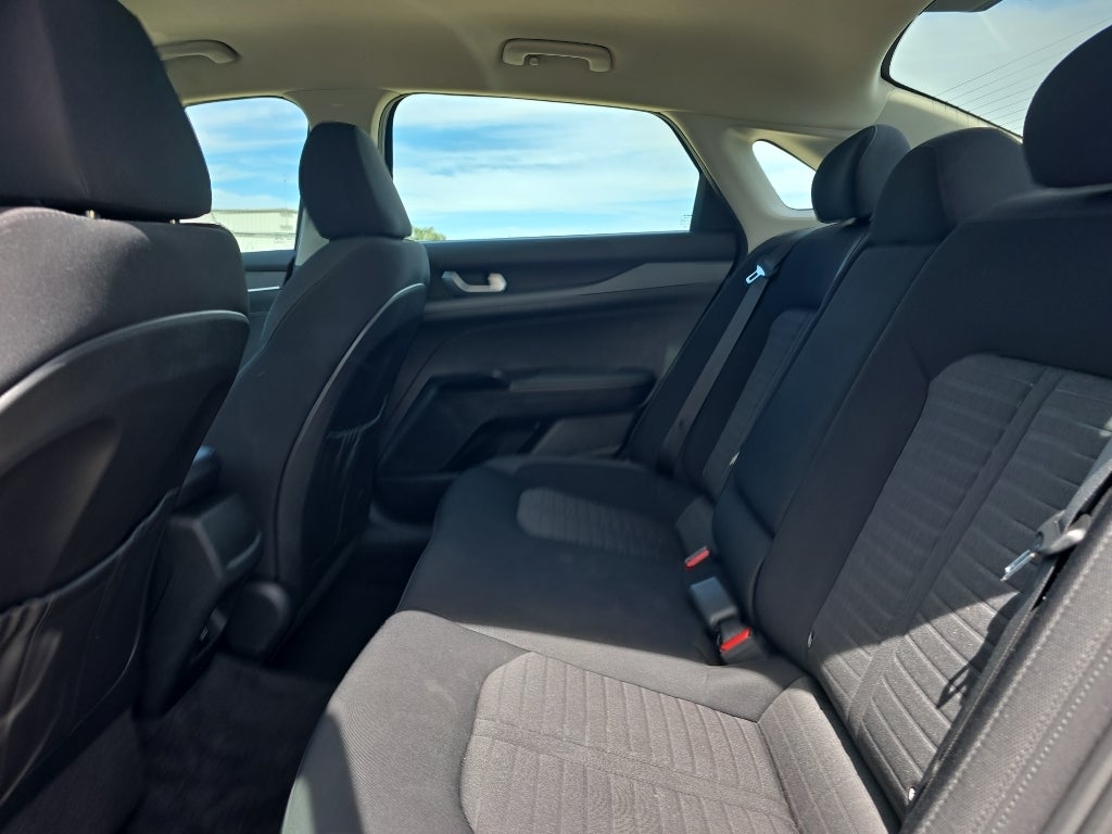 2025 Kia K5 LXS