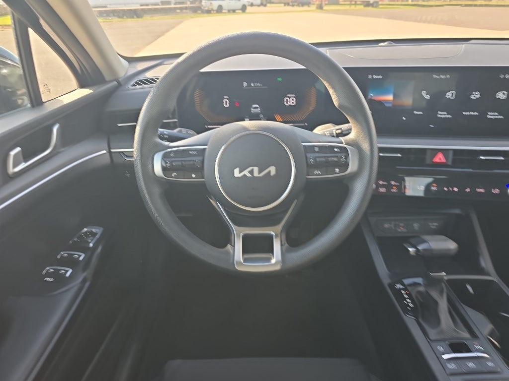 2025 Kia K5 LXS