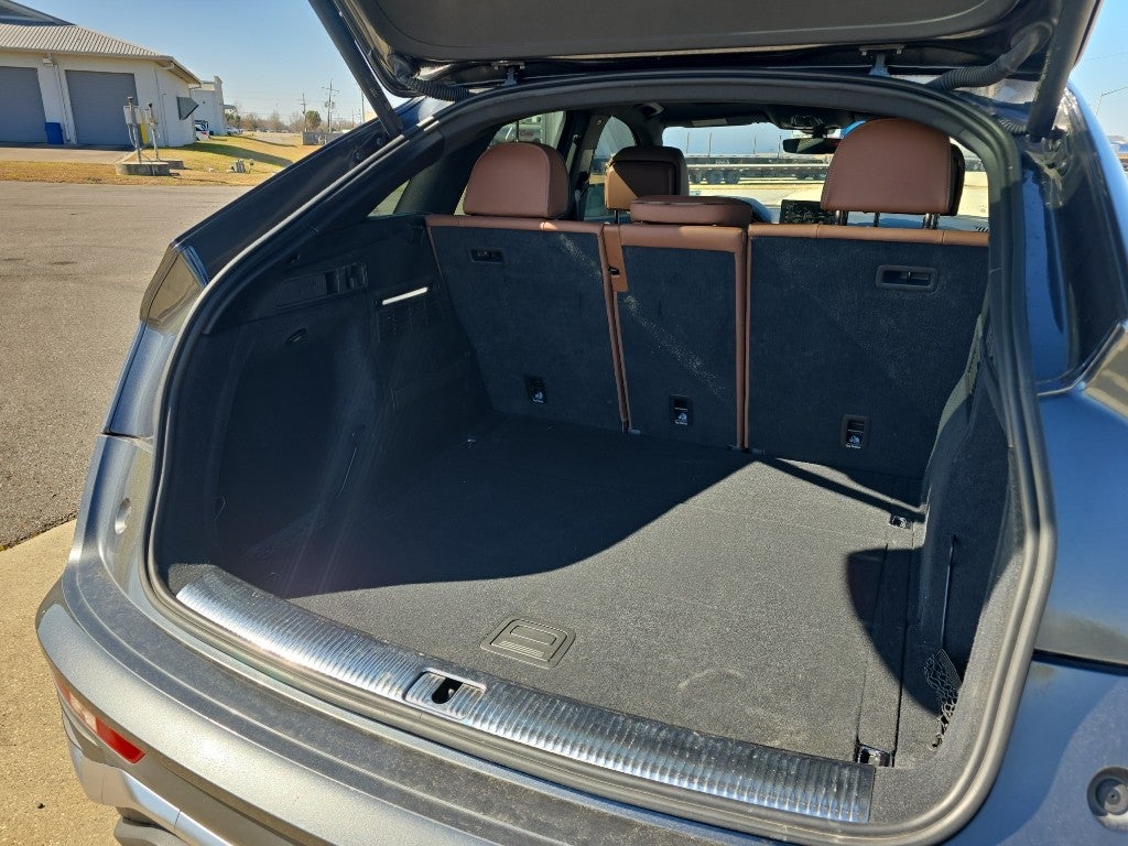 2022 Audi Q5 Sportback S line Premium Plus