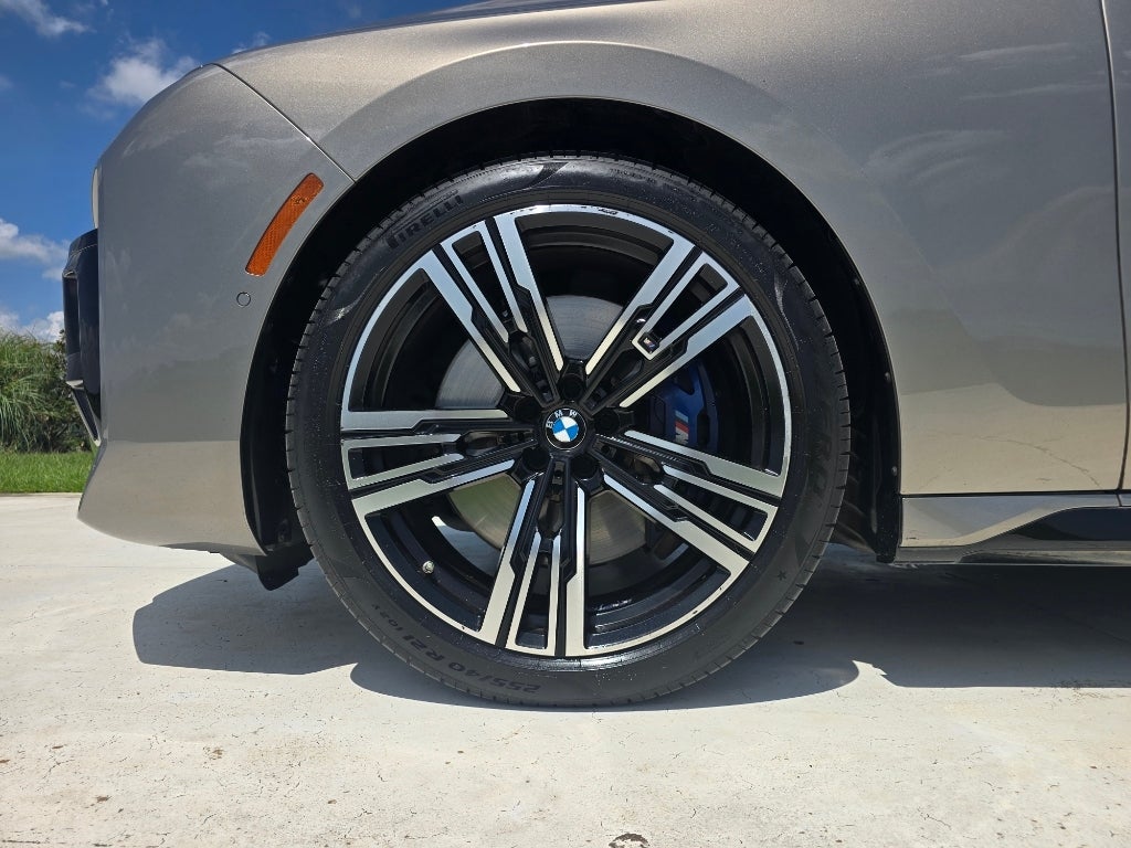 2024 BMW 7 Series 740i