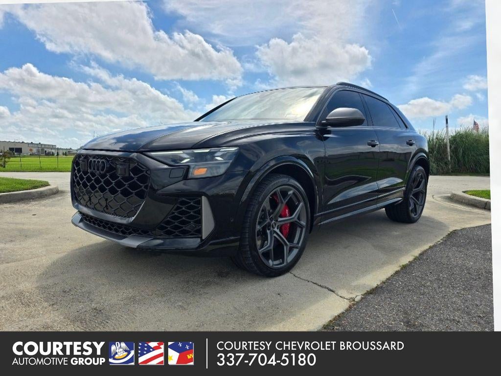 2025 Audi RS Q8 -'s photo