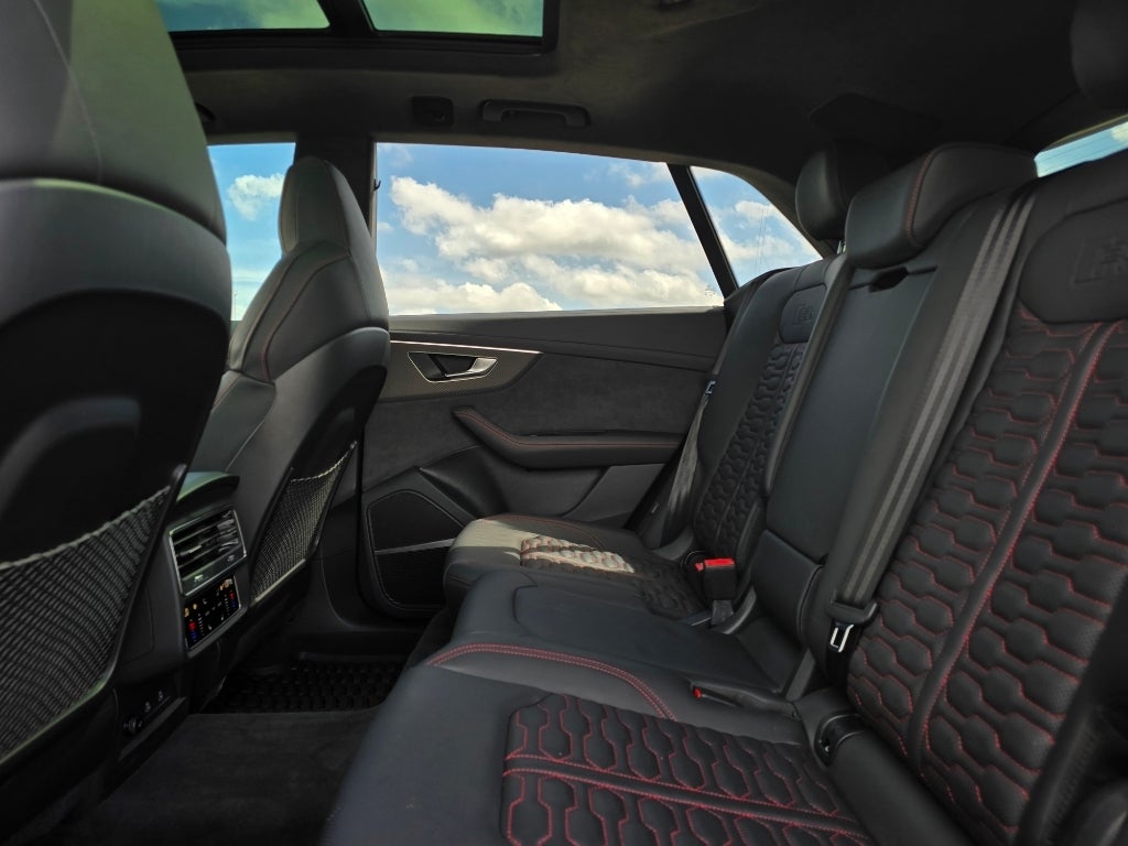 2025 Audi RS Q8 performance