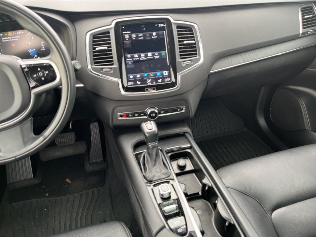 2020 Volvo XC90 Momentum