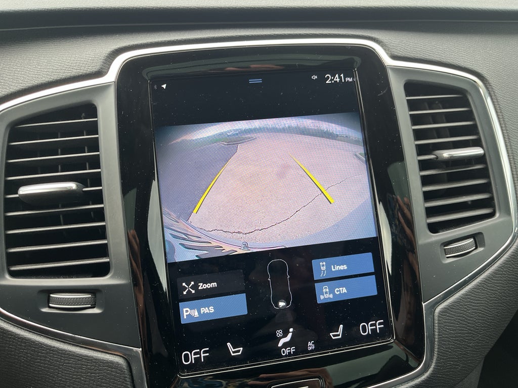 2020 Volvo XC90 Momentum