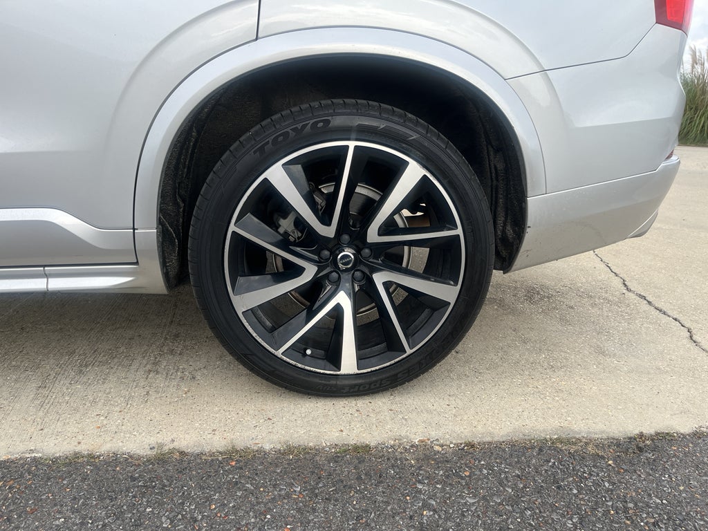 2020 Volvo XC90 Momentum